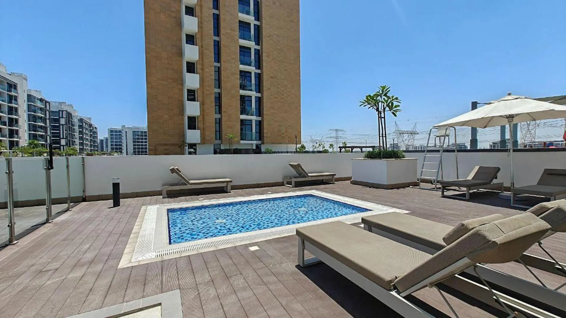 Stylish Studio Retreat In Riviera 33 Near Downtown Dubai
